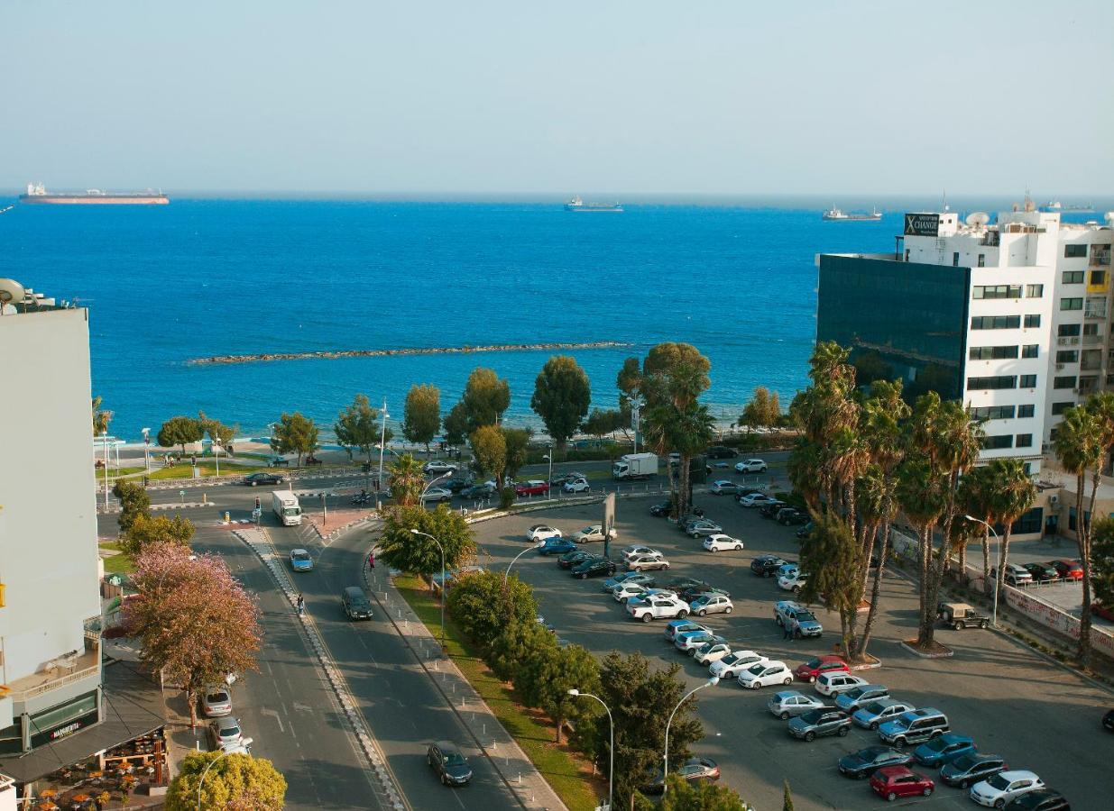 Poseidon Boutique Apartment 2 Limassol Luaran gambar